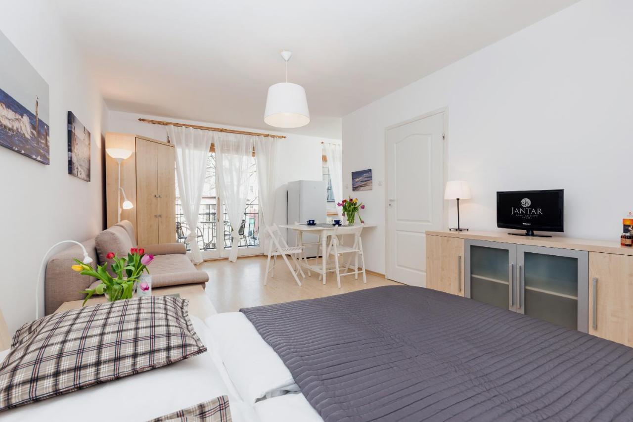 Port Kolobrzeg Str Towarowa By Jantar Apartamenty 코워브제크 외부 사진
